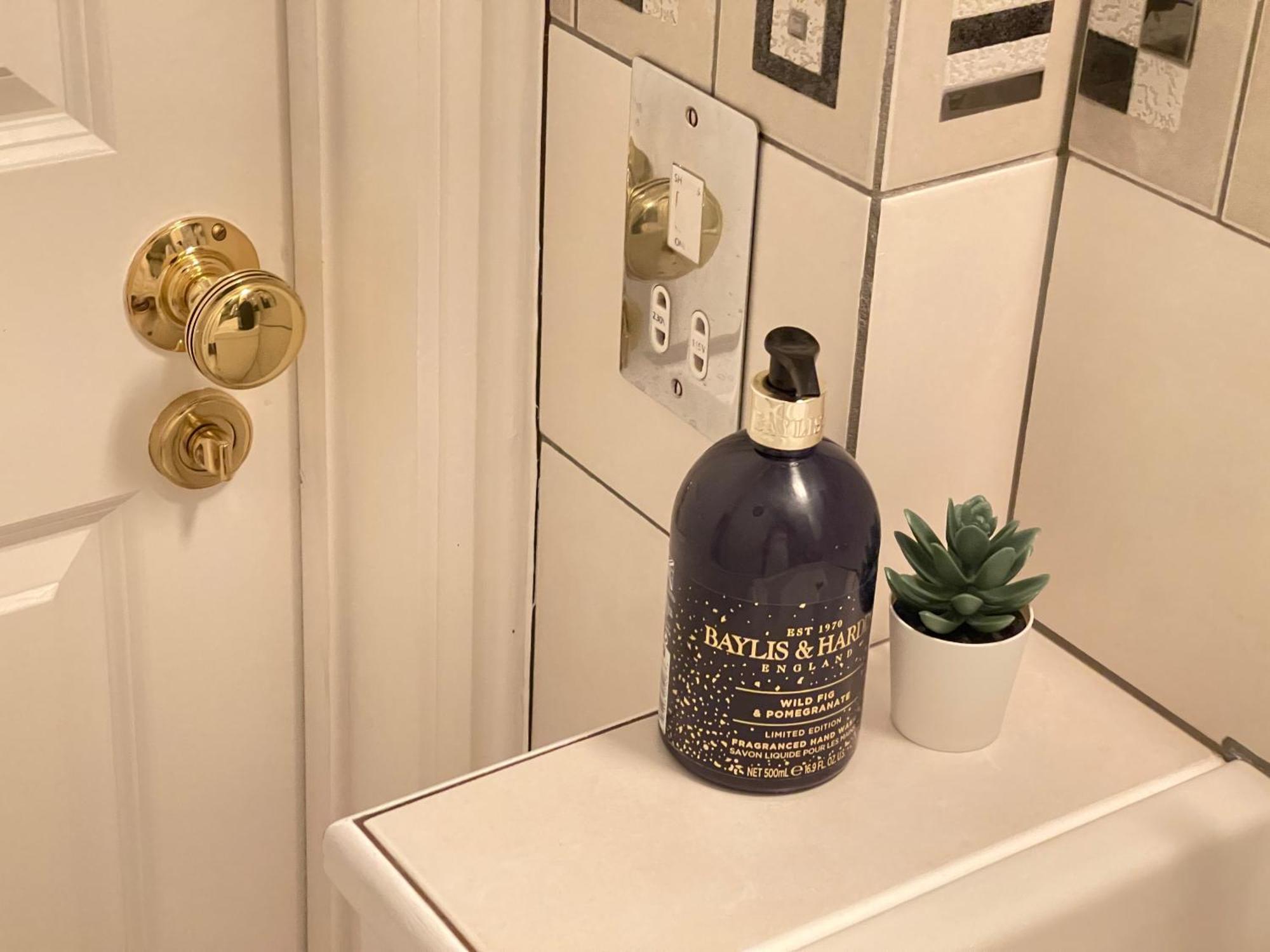 London Luxe Rooms Surbiton Kültér fotó